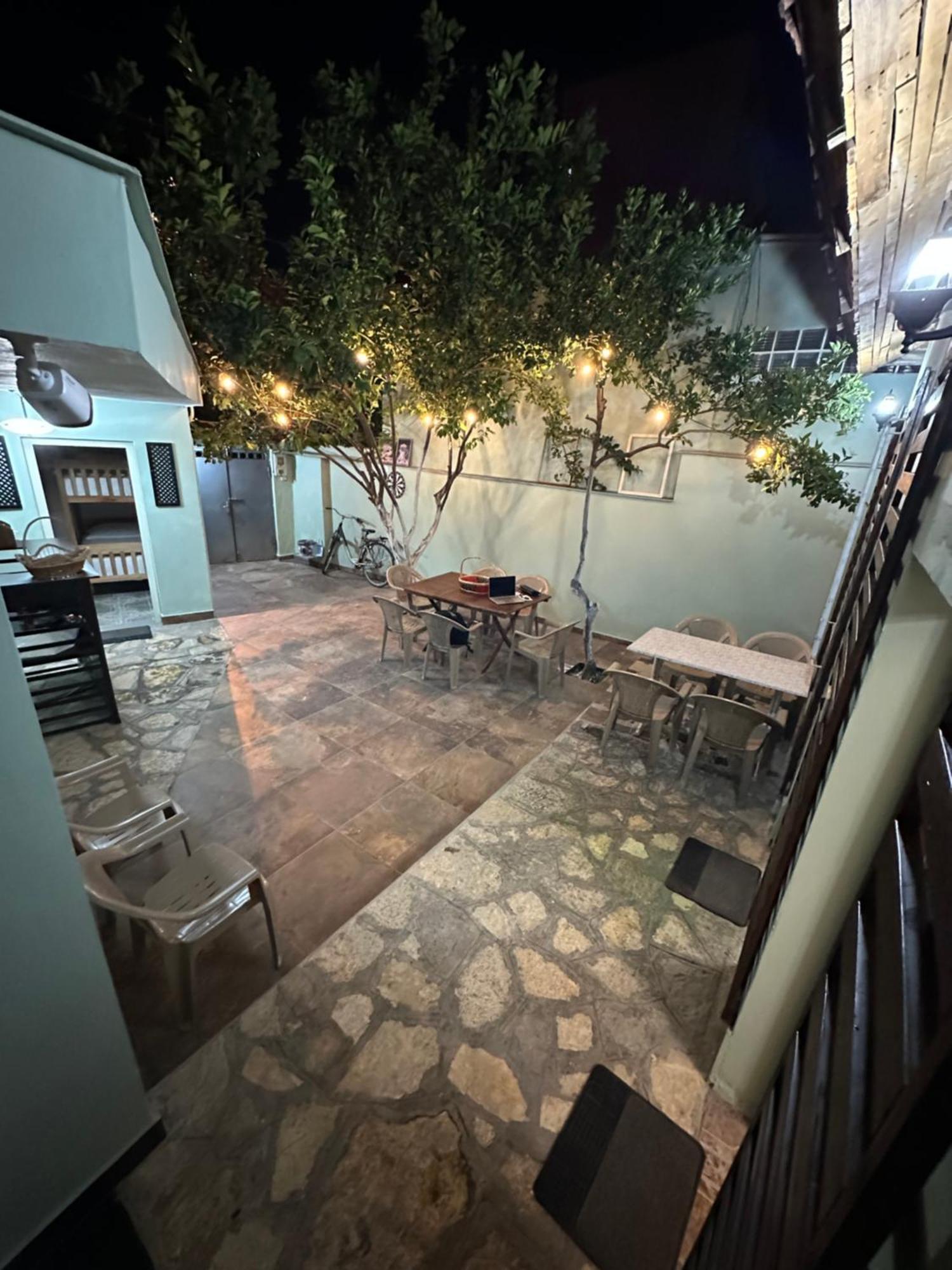 Tirana Lemon Breeze Hostel Εξωτερικό φωτογραφία