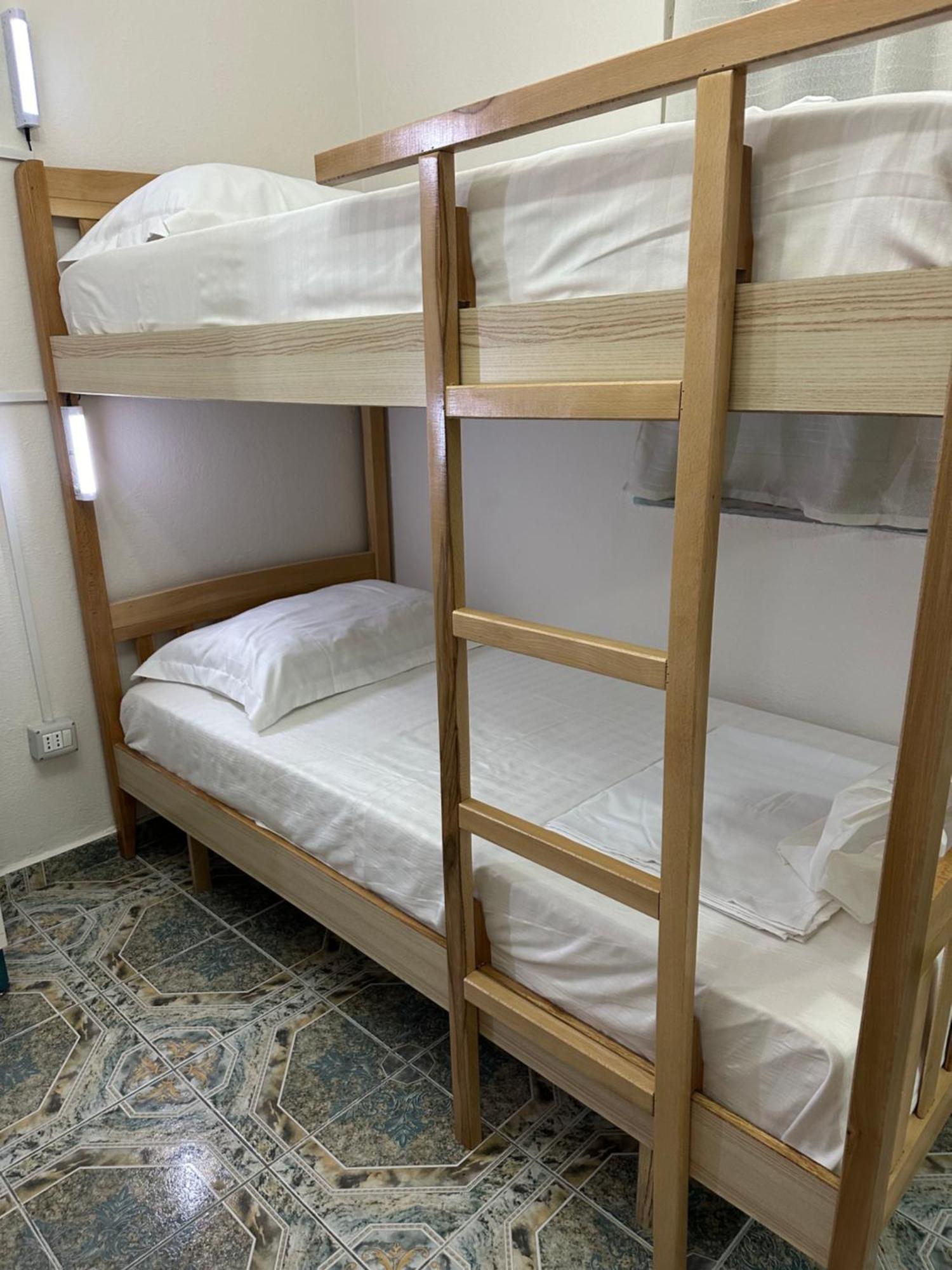 Tirana Lemon Breeze Hostel Εξωτερικό φωτογραφία