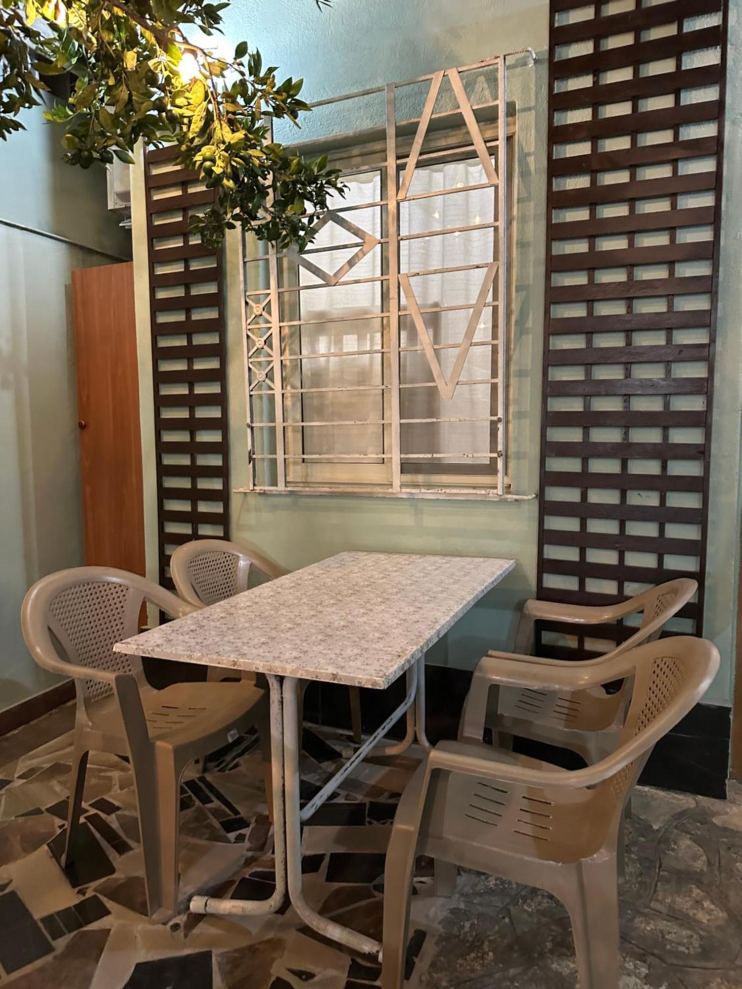 Tirana Lemon Breeze Hostel Εξωτερικό φωτογραφία