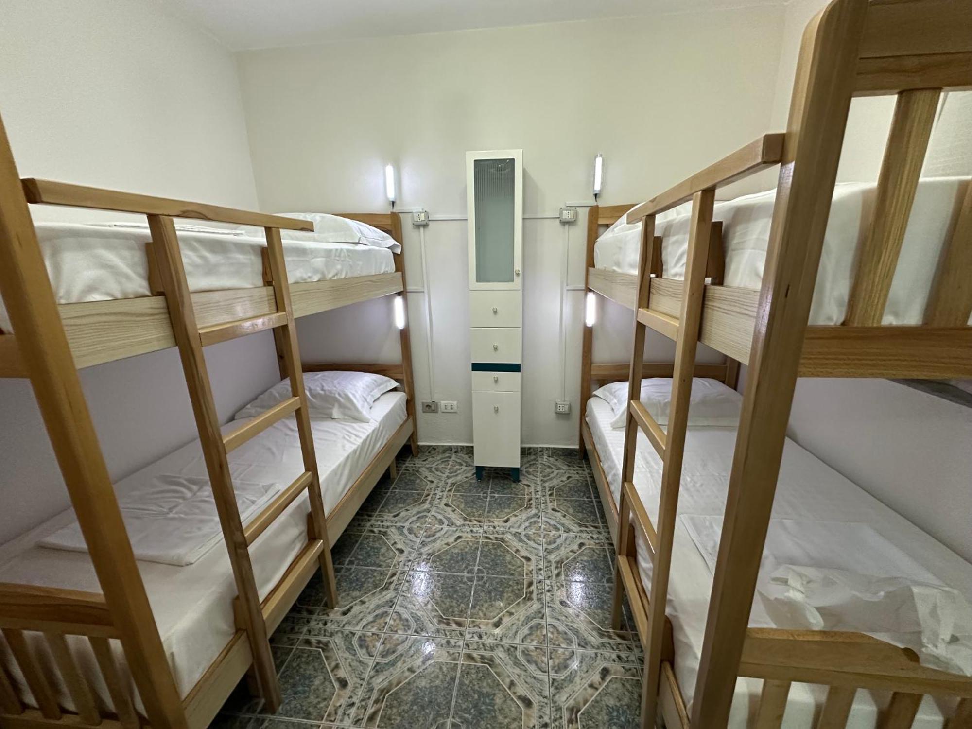 Tirana Lemon Breeze Hostel Εξωτερικό φωτογραφία