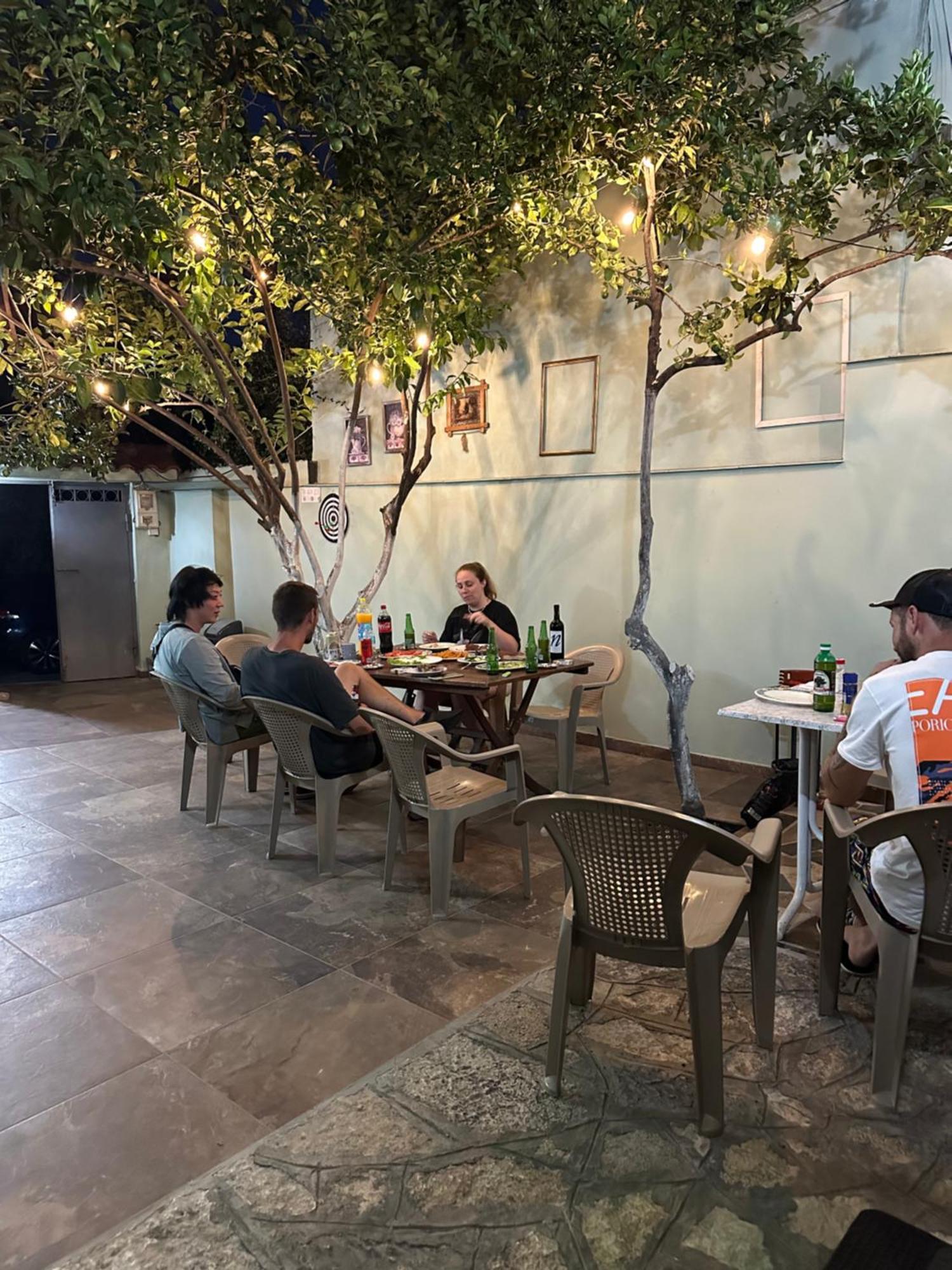 Tirana Lemon Breeze Hostel Εξωτερικό φωτογραφία