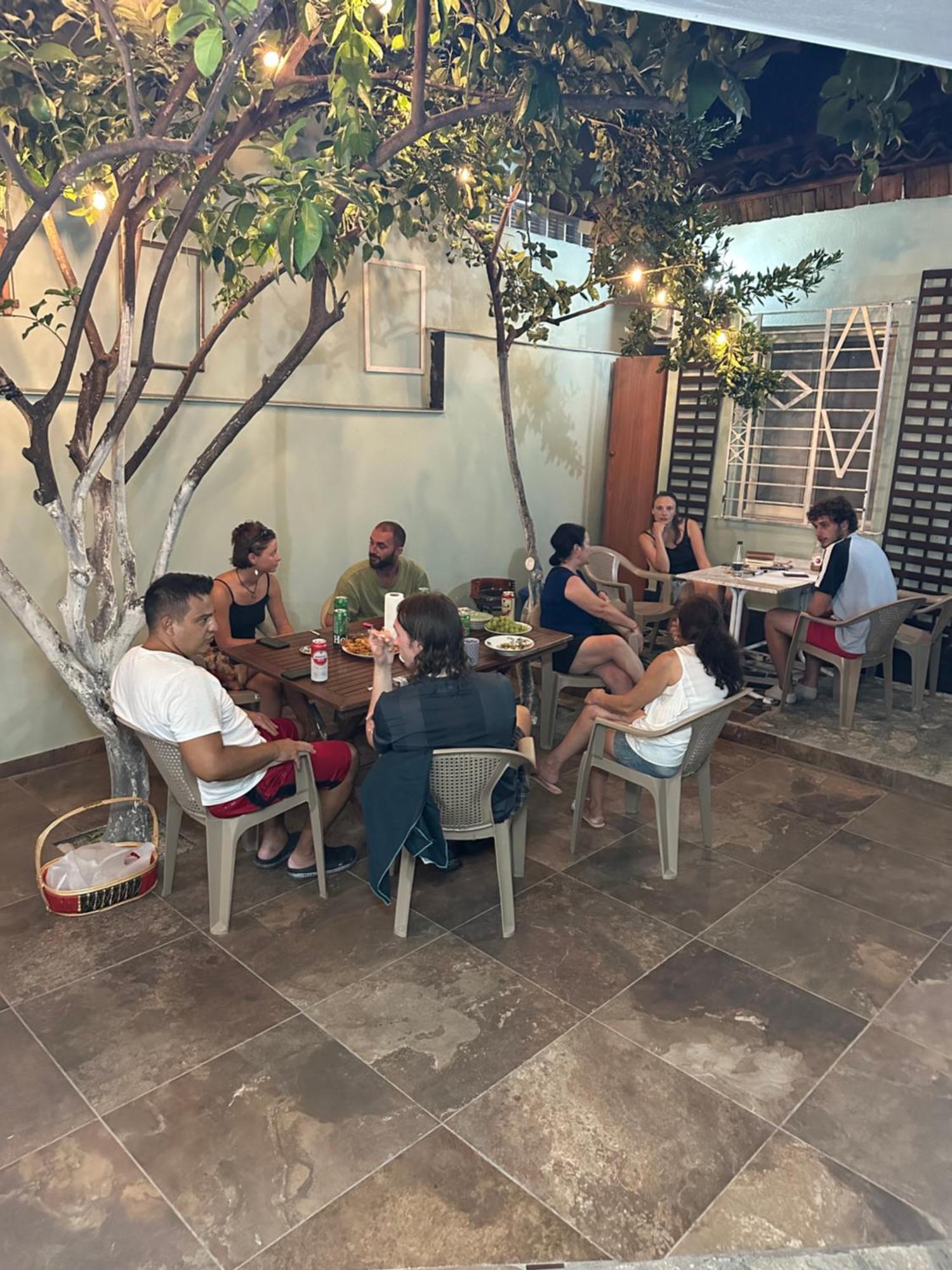 Tirana Lemon Breeze Hostel Εξωτερικό φωτογραφία